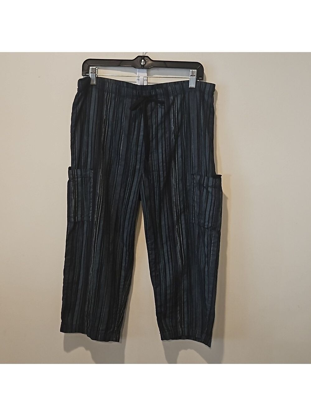 FRESH PRODUCE WOMEN'S STRIPED MULTICOLOR CROPPED SIDE POCKETS PANTS SIZE SMALL